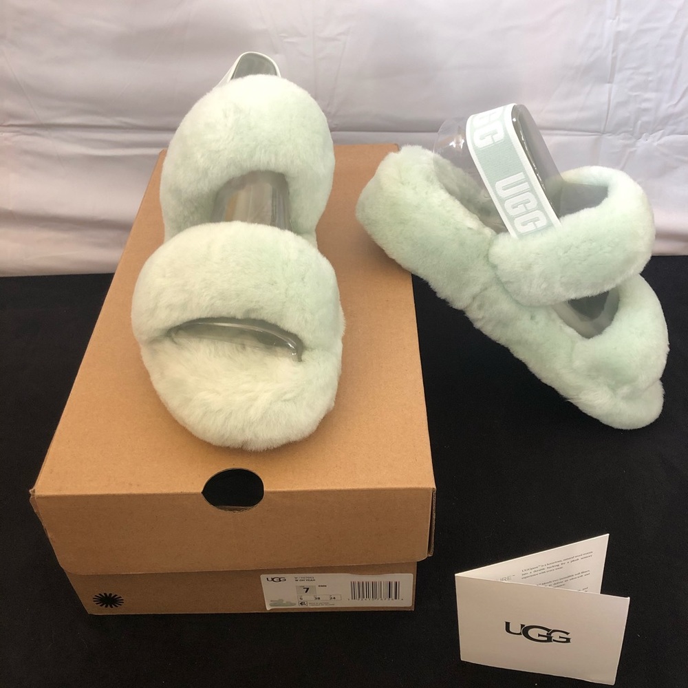 Ugg Australia Oh Yeah Slides in retro mint Size 9
